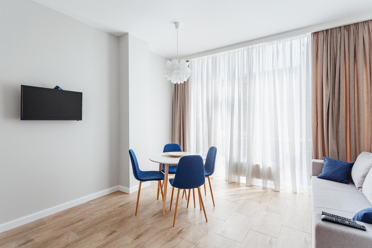 Skycity Apartments Odessa Esterno foto